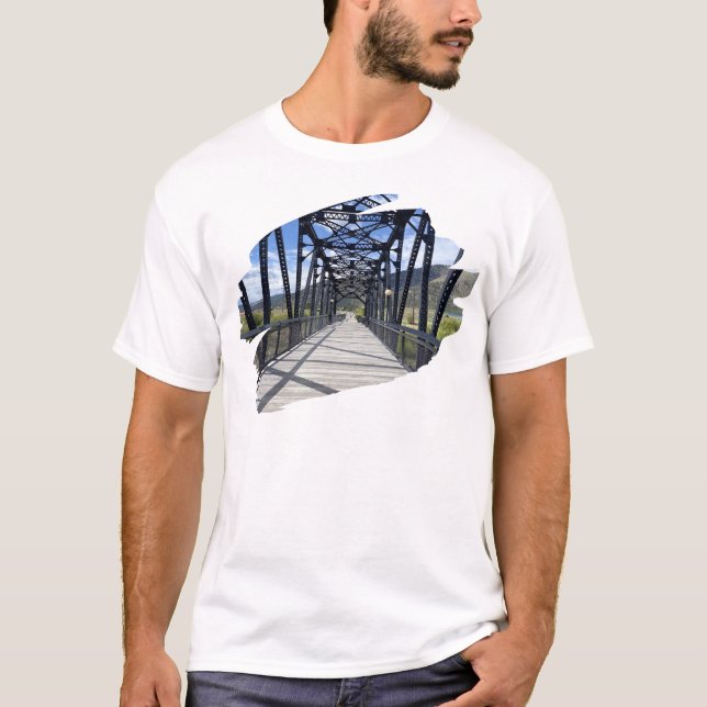 Camiseta Cruzamento do Rio Blackfoot (Frente)