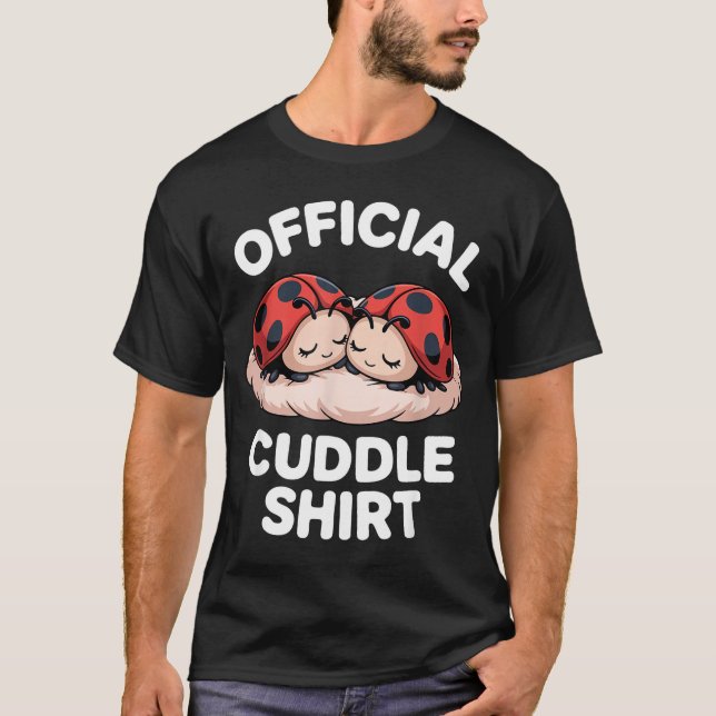 Camiseta Cuddle Shirt Cute Ladybug Couple Cozy  (Frente)