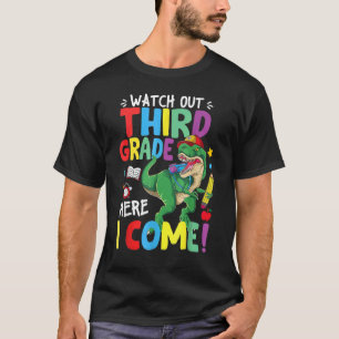 Camiseta Cuidado Com O 3º Ano Aqui Eu Volto Ao Dinossauro