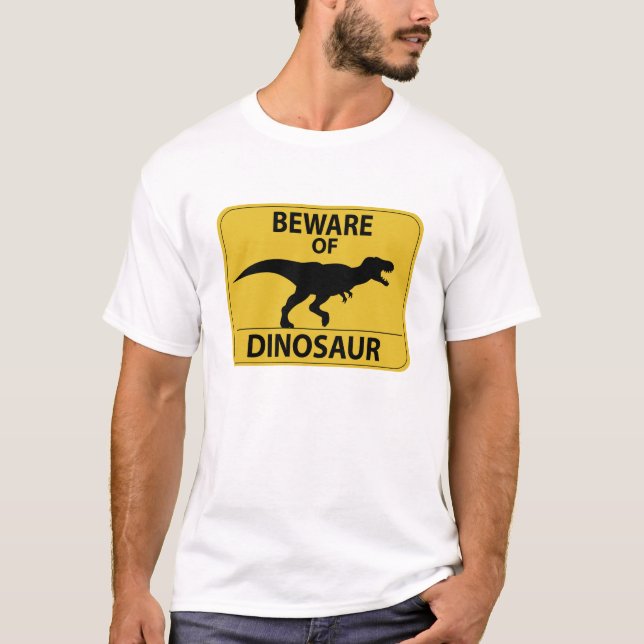 Camiseta Cuidado com o dinossauro (Frente)