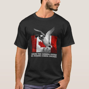 Camiseta Cuidado Com O Frango Cobra Hissing AKA Goos Canade