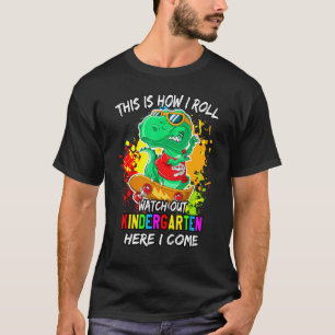 Camiseta Cuidado Com O Jardim De Infância Aqui Eu Venho O T