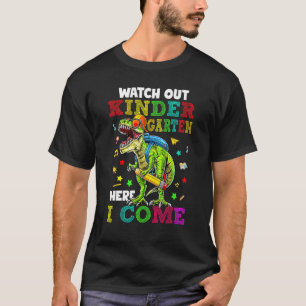 Camiseta Cuidado Com O Jardim De Infância Aqui Eu Volto Par