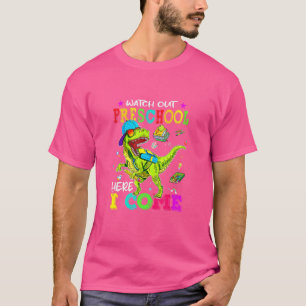 Camiseta Cuidado Com O Pré-Escolar Aqui Eu Volto Para Os Di