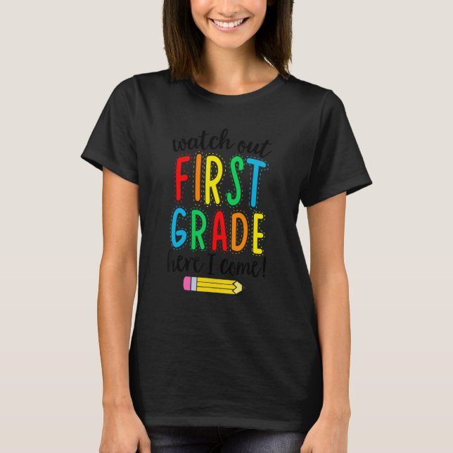 Camiseta Cuidado Com O Primeiro Grau Aqui Eu Volto Para A E (Frente)