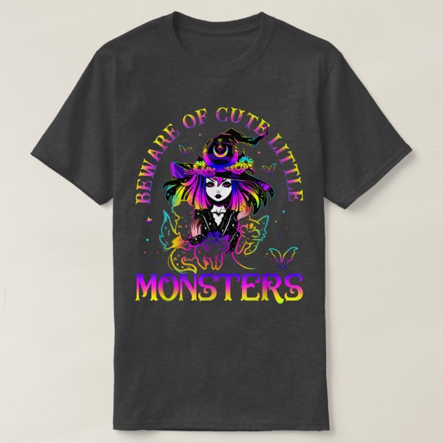Camiseta Cuidado Com Pequenos Monstros Negros De Bruxas (Frente do Design)