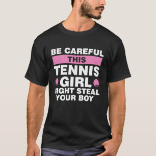 Camiseta Cuidado com que essa tênis pode roubar seu filho