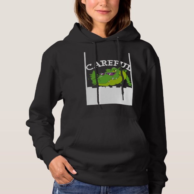 Camiseta Cuidado Eu Estouro Impressão Jacaré (Frente)