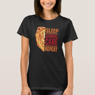 Camiseta Cuidador de Animais que Dorme Repete Amante de Ani