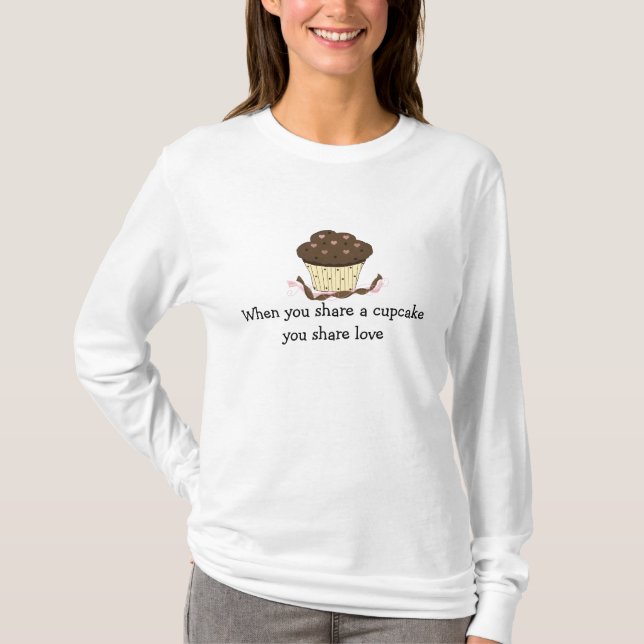 Camiseta Cupcake de Chocolate com Dito (Frente)
