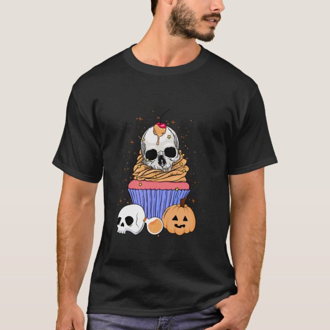 Camiseta Cupcake de Halloween Cabeça Crânio Ossos de Orelha (Frente)