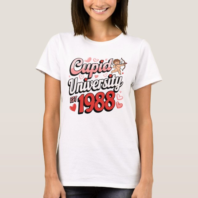 Camiseta Cupid University: Love's School of Hearts (Frente)