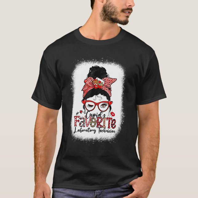 Camiseta Cupid's Favorite Laboratory Technician Valentine's (Frente)