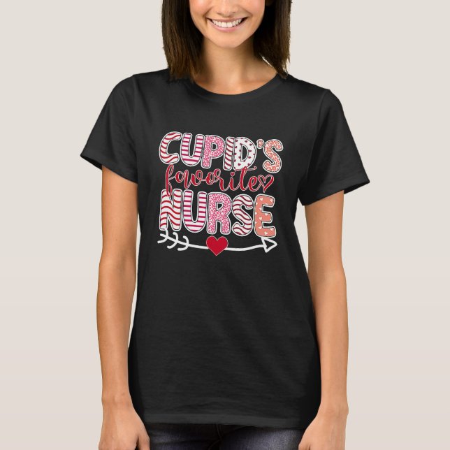 Camiseta Cupid's Favorite Nurse Valentine Day Nursing Medic (Frente)