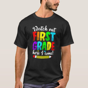 Camiseta Curioso Cuidado Primeiro Grau Aqui Vim Primeiro Di