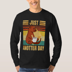 Camiseta Curioso Novo U2013 Apenas Mais Um Dia De Café Retr