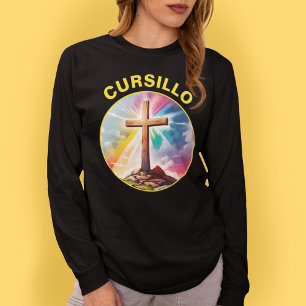 Camiseta Cursillo Wood Cross com arco-íris e nuvens