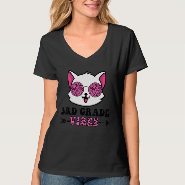 Camiseta Cute 3º Grau Víbula Gato Com Óculos De Sol De Volt (Frente)