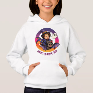 Camiseta Cute-AOS Assombrado: Bruxa Adorável Montando um Mo