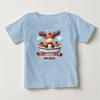 Camiseta Cute Baby Moose Bath Time Cartoon Illustration