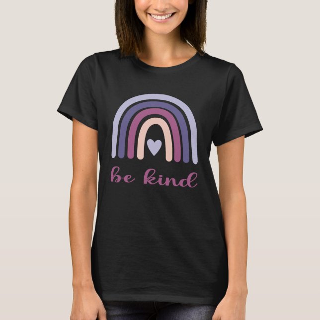 Camiseta Cute be kind rainbow (Frente)