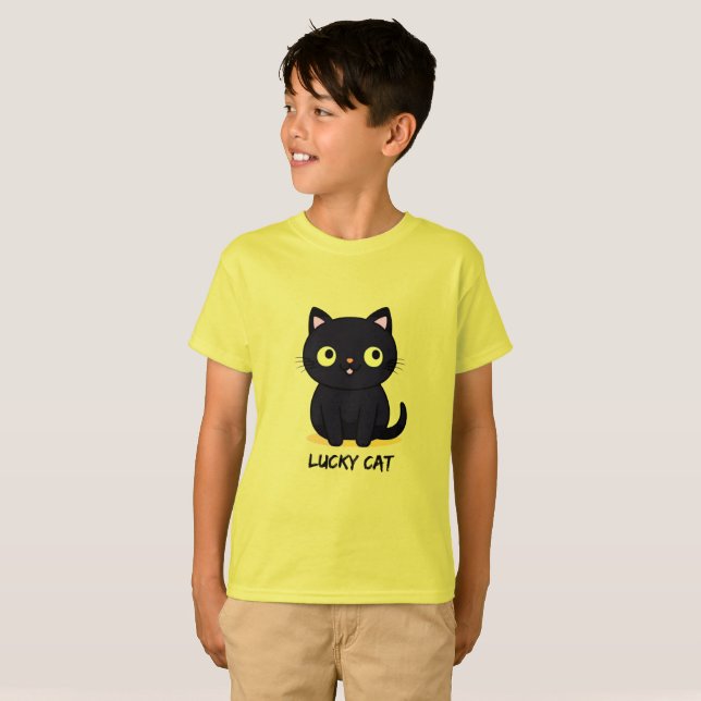 Camiseta Cute Black Cat with Big Eyes (Frente Completa)