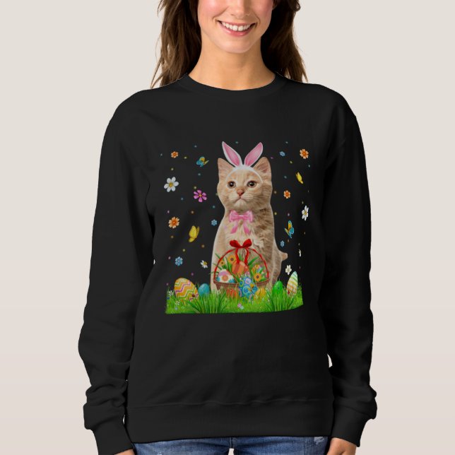 Camiseta Cute Bunny Cat With Easter Egg Basket Happy Easter (Frente)