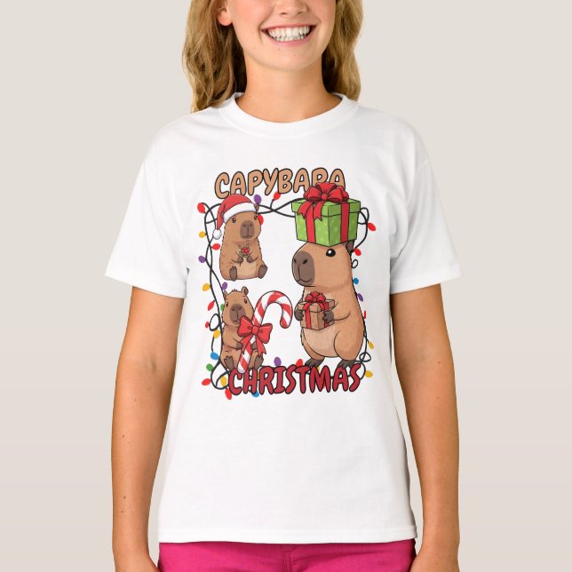 Camiseta Cute Capybara Christmas Lights Festive Party (Frente)