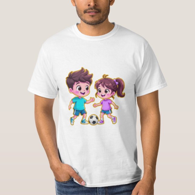 Camiseta Cute Cartoon Boy and Girl Playing Soccer Together  (Frente)