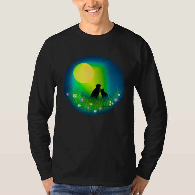 Camiseta Cute Cat and Dog Friends Together Gazing up at the (Frente)