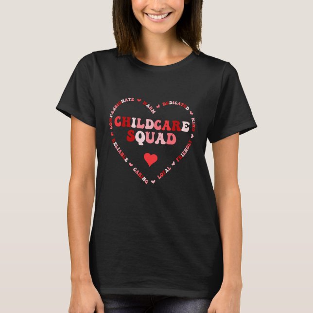 Camiseta Cute Childcare Squad Valentines Day Heart (Frente)