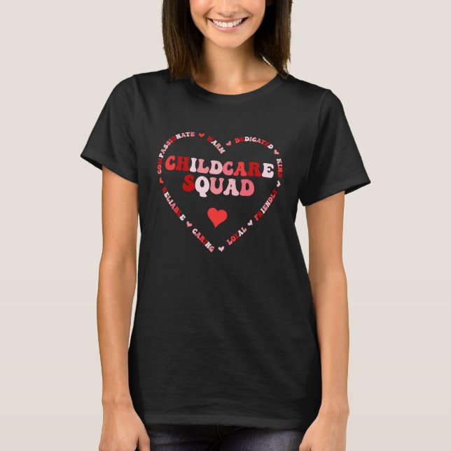 Camiseta Cute Childcare Squad Valentines Day Heart (Frente)