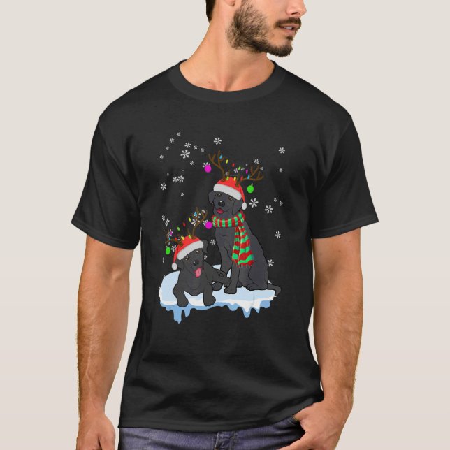 Camiseta Cute Christmas Black Lab Santa Hats Reindeer Dog (Frente)