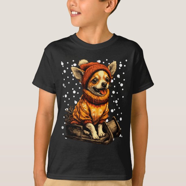 Camiseta Cute Christmas Chihuahua Sledding In Snow Funny Wi (Frente)