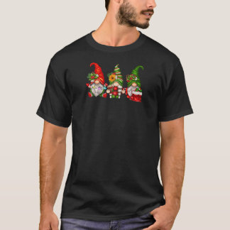 Camiseta Cute Christmas Gnomes Funny Family Gnomes Xmas Mat