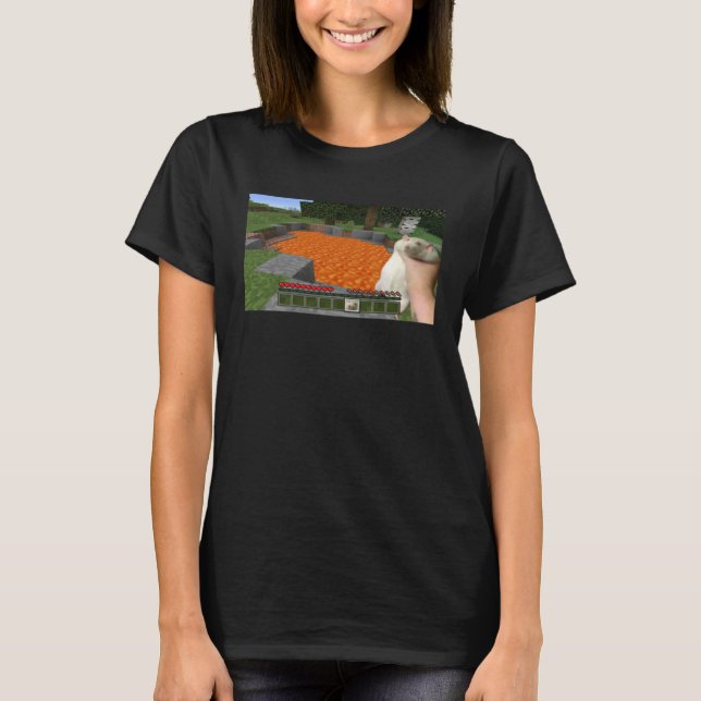 Camiseta Cute Fat Rat Being Grabbed Meme (Frente)