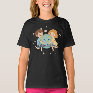 Camiseta Cute Kids Hugging Earth - Earth Day Everyday Kids 
