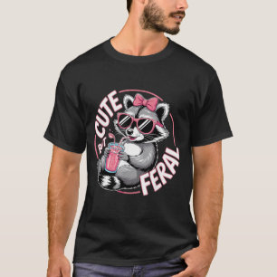 Camiseta Cute Mas Feral Divertido Colorido Guaxinim com Ócu