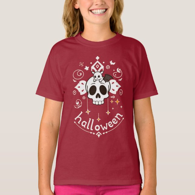 Camiseta Cute Morcego & Caveira Vibes de Halloween  (Frente)