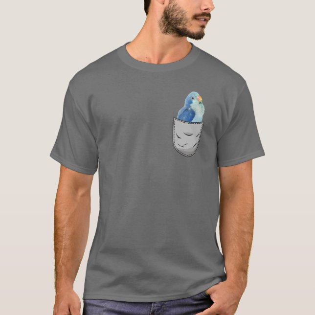 Camiseta Cute Pocket Blue Quaker Parrot Bird family friends (Frente)