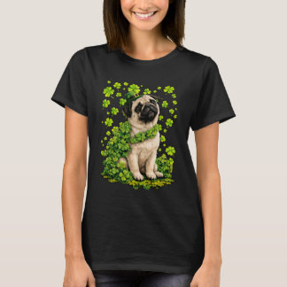 Camiseta Cute Pug com Shamrocks Trevos Dia de São Patrício