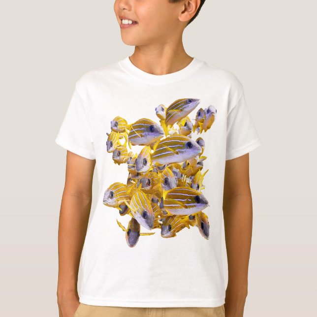 Camiseta Cute School of Fishes in the Ocean  (Frente)