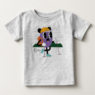 Camiseta “Cute Skiing Adventure – Fun Winter Cartoon Charac