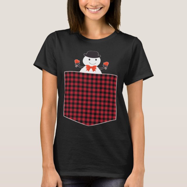 Camiseta Cute Snowman Inside Buffalo Plaid Pocket Holiday C (Frente)