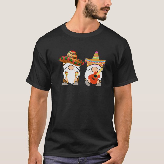 Camiseta Cute Taco Engraçado Sobre Gnomo Mexicano Cinco De  (Frente)