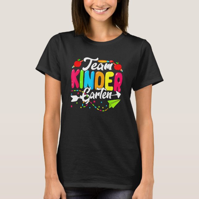 Camiseta Cute Team Kindergarten Happy Back To School Teache (Frente)