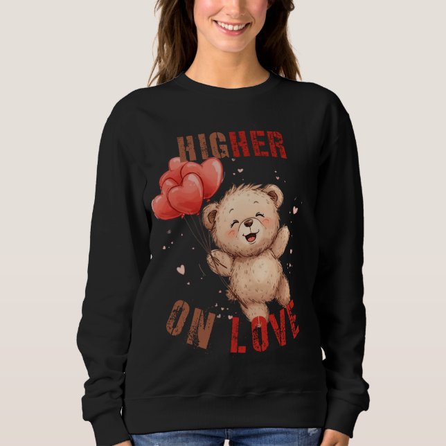 Camiseta Cute Teddy Bear Floating Hearts (Frente)