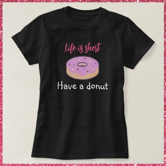 Camiseta Cute Tem Um T-Shir Rosquinha (Criador carregado)