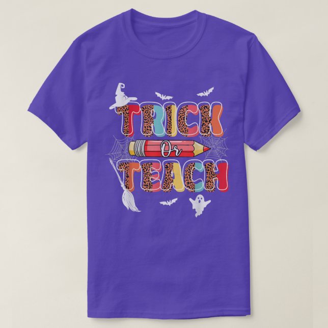 Camiseta Cute Trick Or Teach Fun Halloween Teacher Leopard  (Frente do Design)