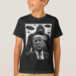 Camiseta Cute Trump Pé Grande Selfie Com Ufos Estranho Fu A